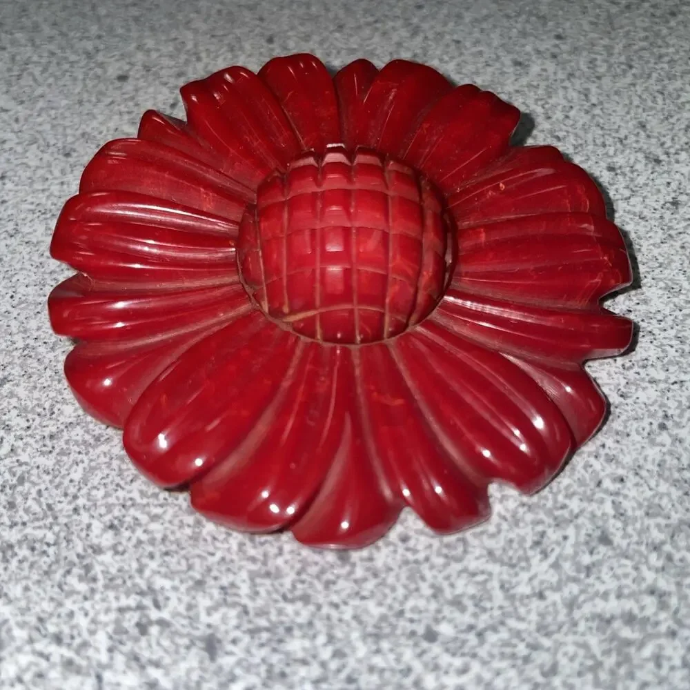 MCM Or Earlier Carved Bakelite Plastic Cherry Red Daisy Flower Brooch Pin